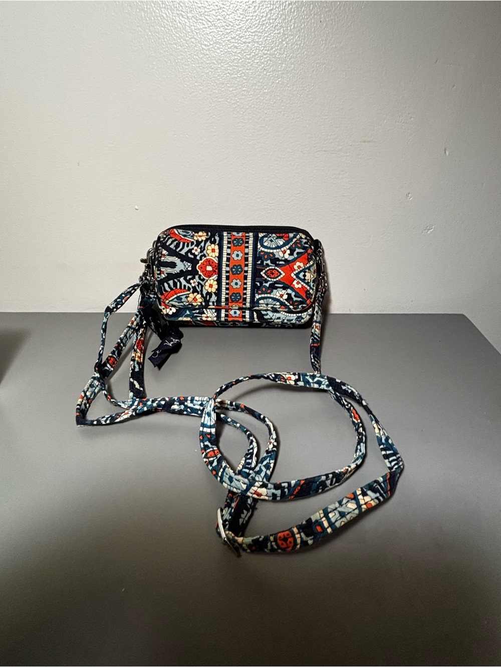 Like New Vera Bradley Crossbody Bag - Navy & Red